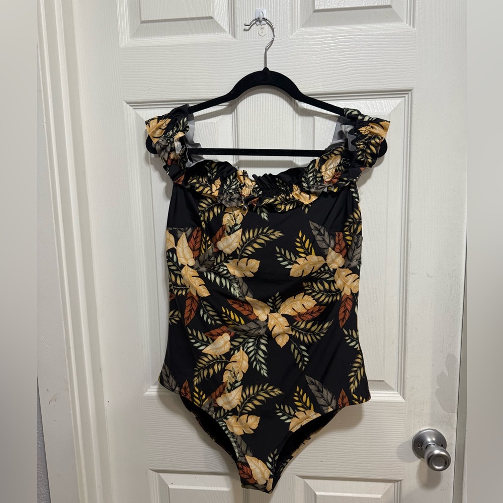 Floral Ruffle Black Swimsuit